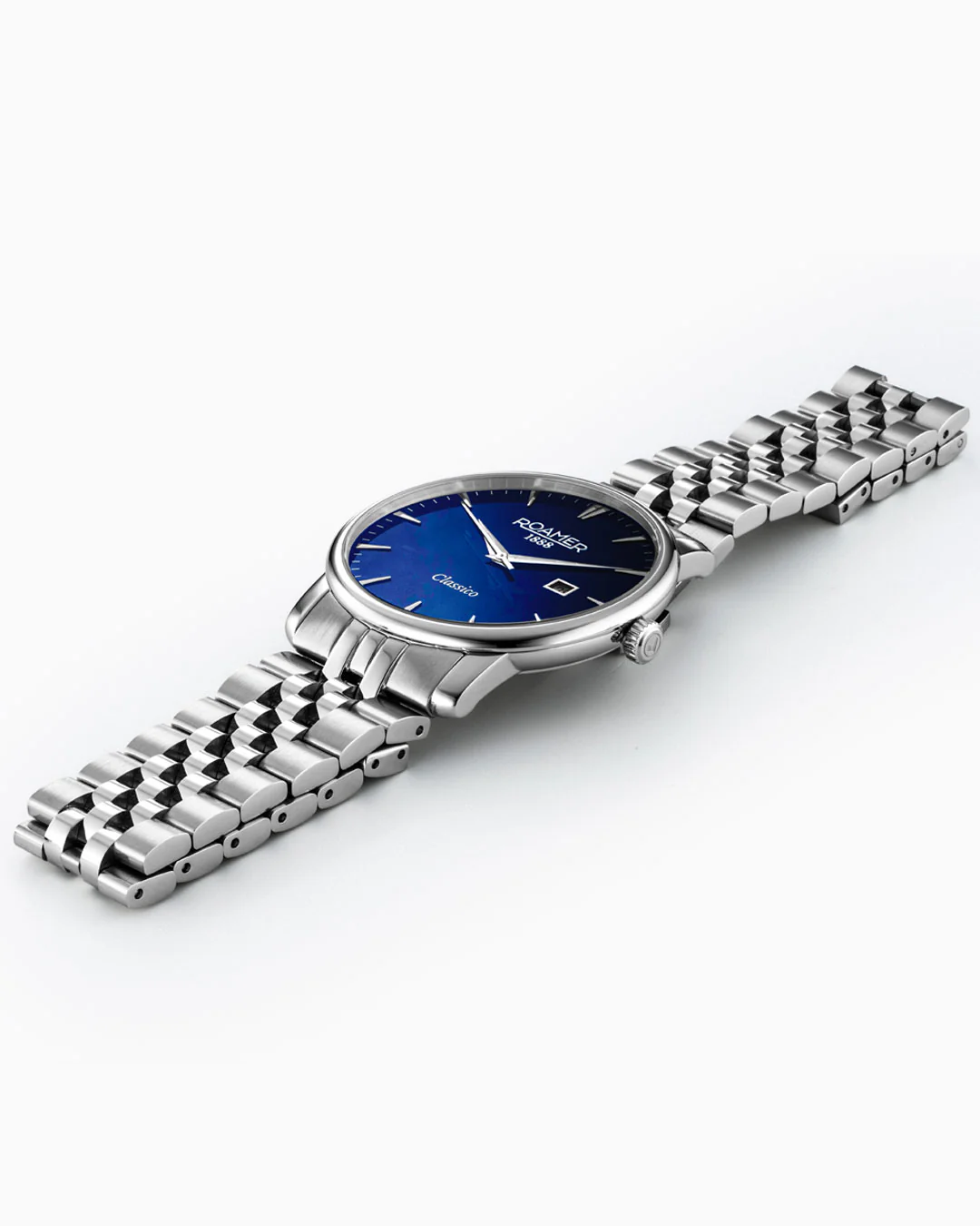 Classico Gents 40 mm Quartz Three-Hand Date Blue Sunray Dial Silver Bracelet Sapphire glass Stainless Steel swiss watch - Image 3