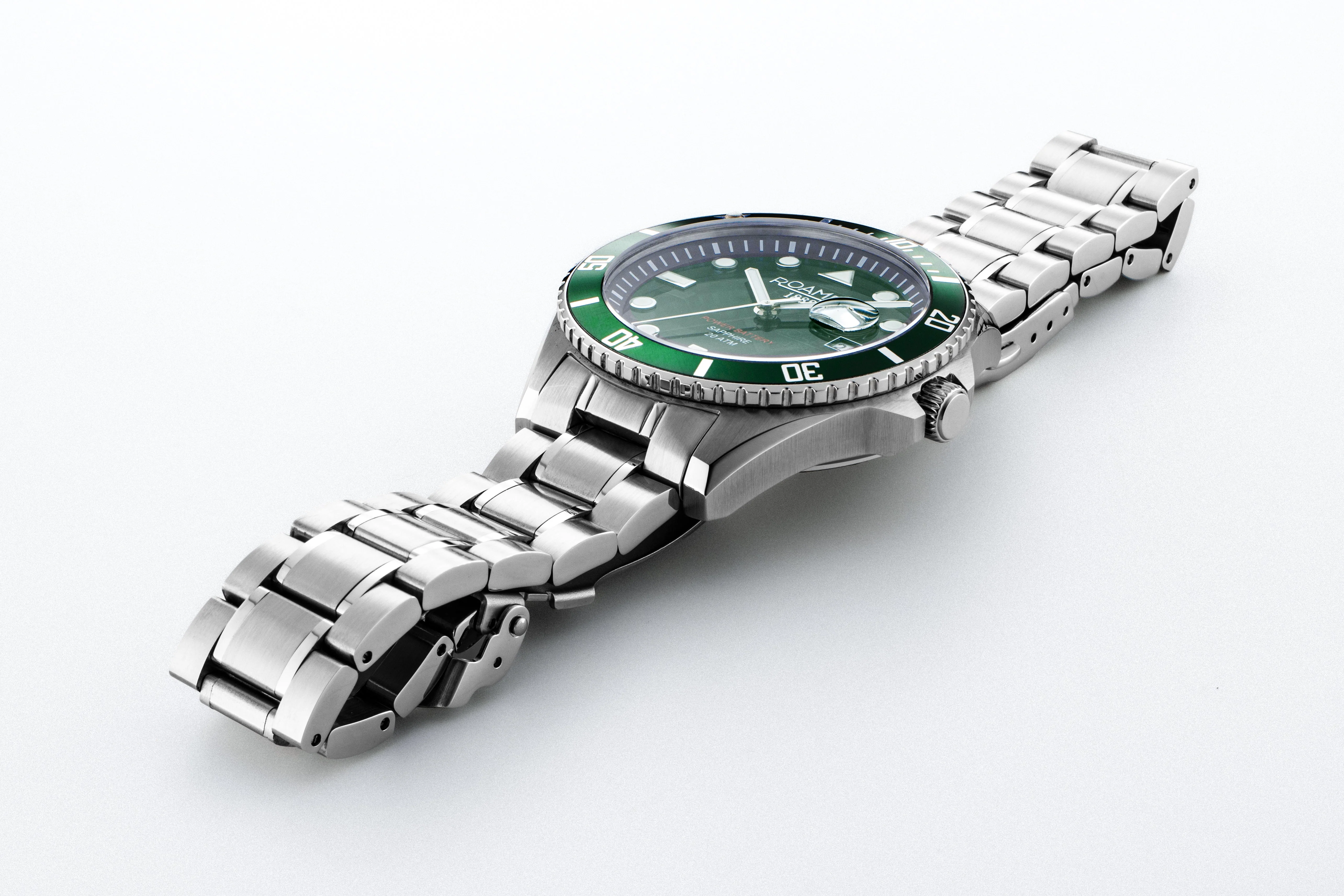 Pro Diver 200 43 mm Quartz Three-Hand Date Green Gradient Dial Silver Bracelet Sapphire glass Stainless Steel swiss watch - Image 3