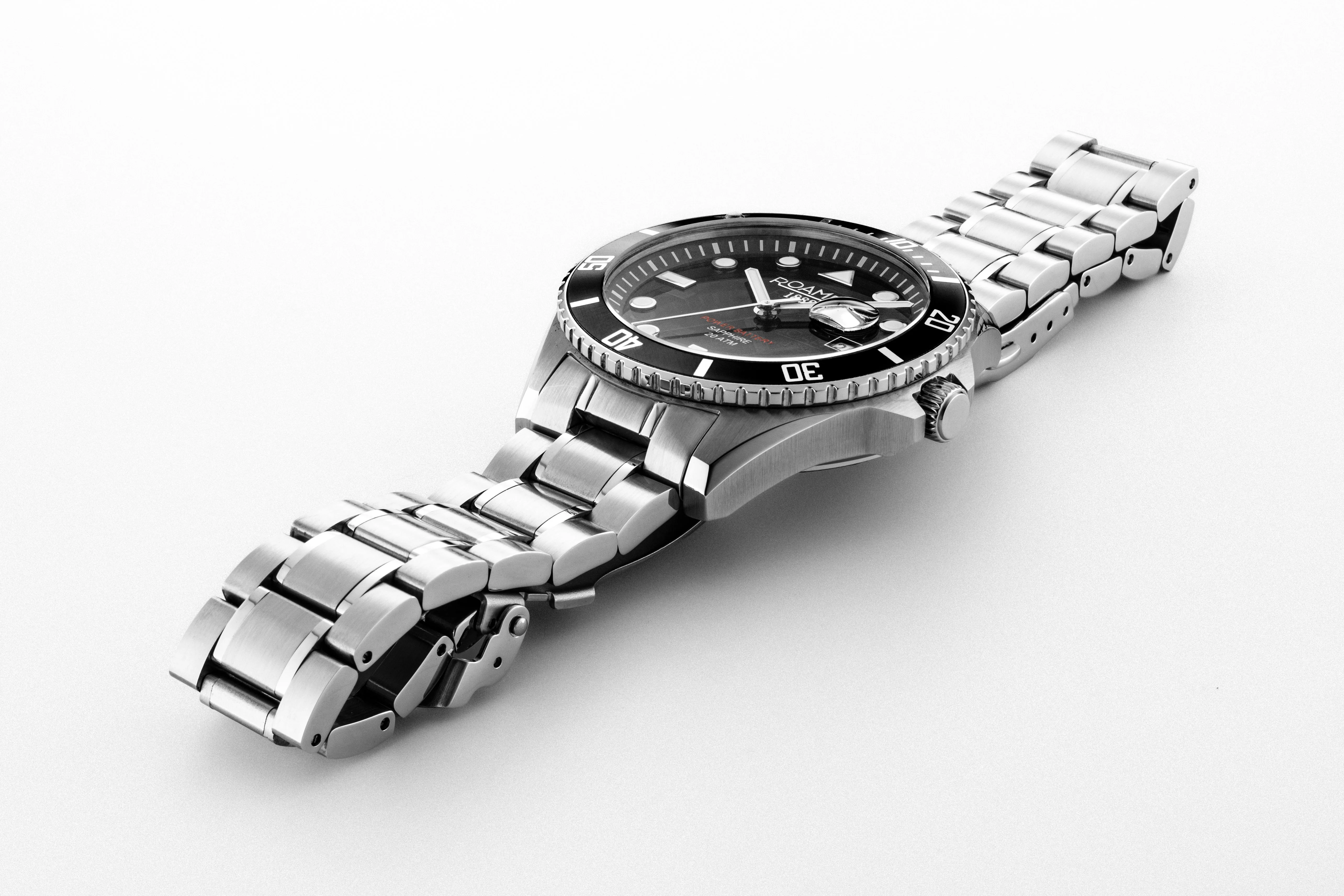 Pro Diver 200 43 mm Quartz Three-Hand Date Black Gradient Dial Silver Bracelet Sapphire glass Stainless Steel swiss watch - Image 3